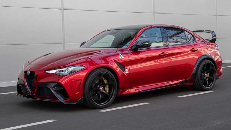 Η Alfa Romeo που κοστίζει στην Ελλάδα 254.000 ευρώ